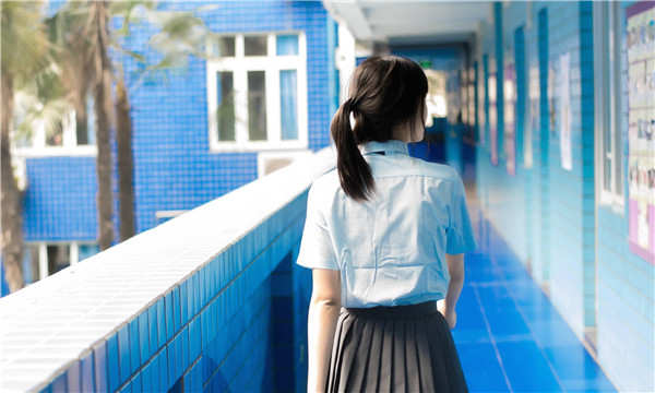 大新如何找到一个可以帮助我生孩子的女人？