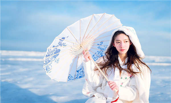 大新试管代怀生子多少钱一个？助孕之路的费用分析与方案选择